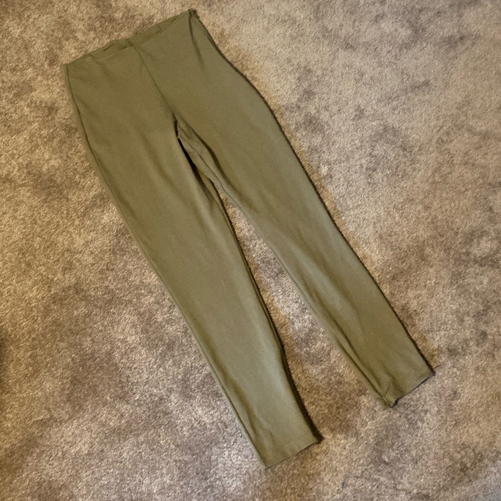 Fabletics Women’s Size Small High Waisted Olive Green Leggings